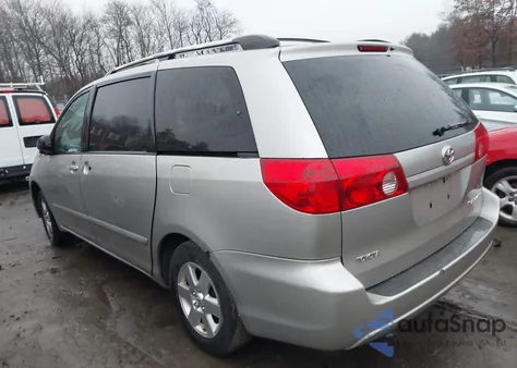 2008 Toyota Sienna Le z USA, uszkodzony, nr VIN 5TDZK23C28S168511